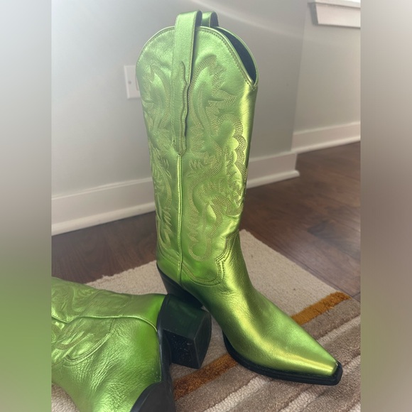 Metallic Green Cowboy Boots - Picture 2 of 4